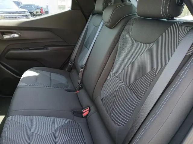2027 Chevrolet Bolt LT FWD