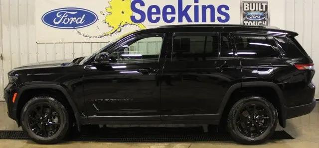 2025 Jeep Grand Cherokee L Altitude 4x4