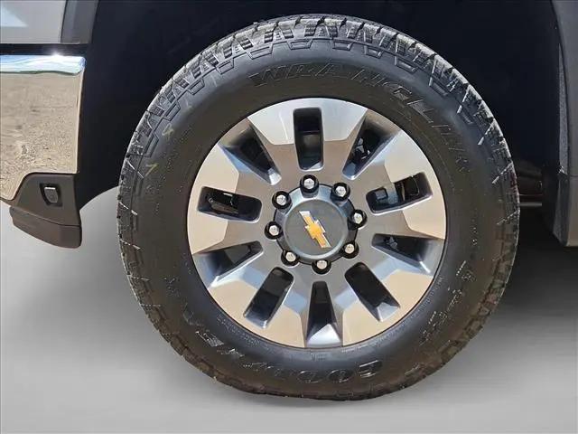 2026 Chevrolet Silverado 2500HD Crew Cab, Standard Bed, LT, 4WD