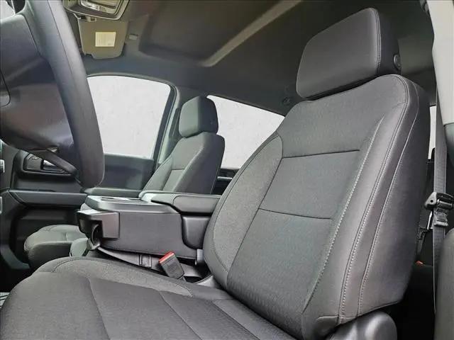 2026 Chevrolet Silverado 1500 2WD Crew Cab Short Bed Custom
