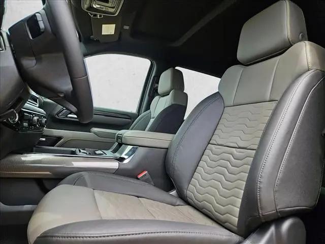 2026 Chevrolet Silverado 2500HD Crew Cab, Standard Bed, XR2, 4WD