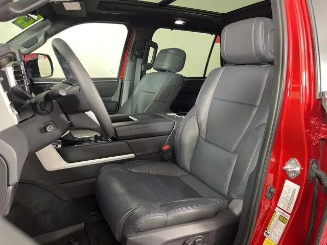 2025 Toyota Sequoia Platinum