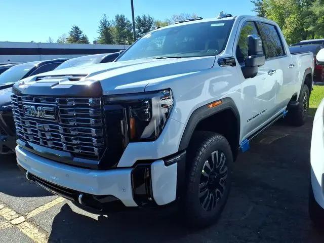 2026 GMC Sierra 2500HD Crew Cab, Standard Bed, Denali Ultimate, 4WD
