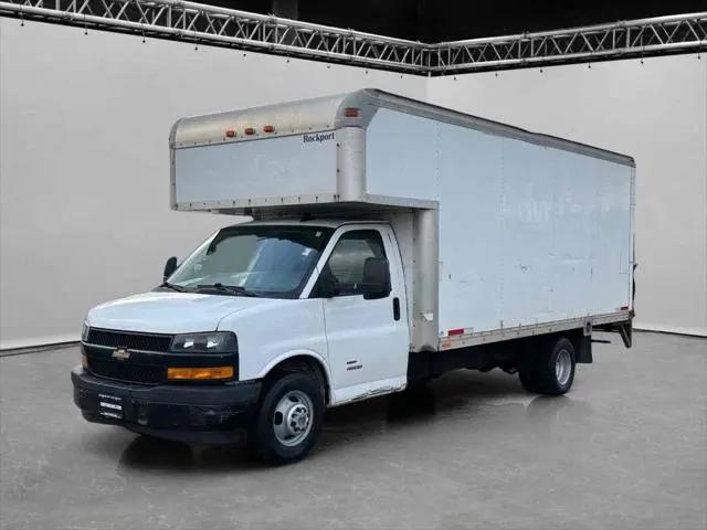 2018 Chevrolet Express Cutaway 4500 Van for sale in Arlington Heights, IL