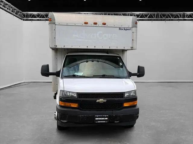 2018 Chevrolet Express Cutaway 4500 Van