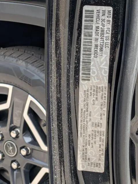 2026 Jeep Cherokee Laredo 4x4