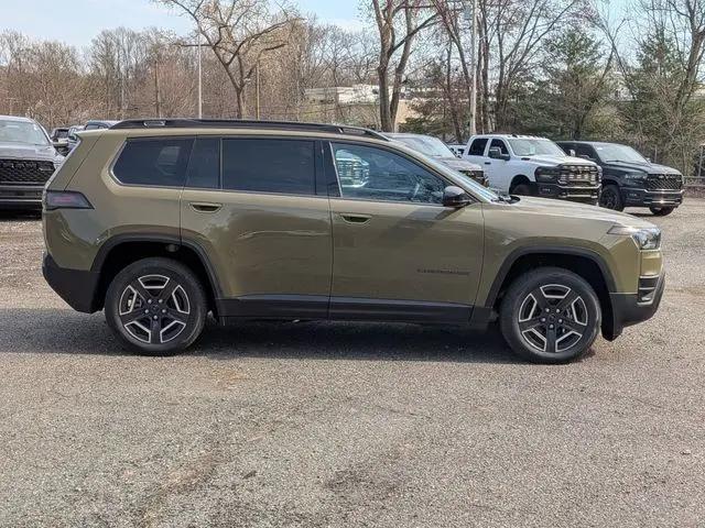 2026 Jeep Cherokee Laredo 4x4