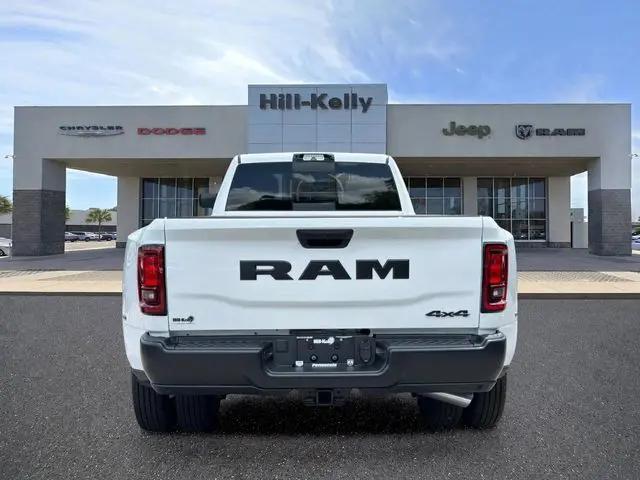 2026 Ram 3500 Tradesman Crew Cab 4x4 8' Box