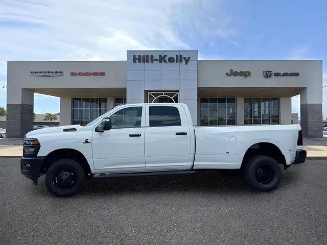 2026 Ram 3500 Tradesman Crew Cab 4x4 8' Box