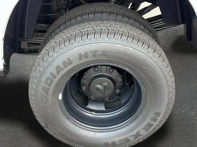 2026 Ram 3500 Tradesman Crew Cab 4x4 8' Box