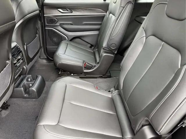 2026 Jeep Grand Cherokee L Limited Reserve