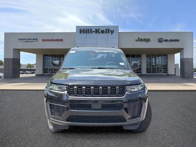 2026 Jeep Grand Cherokee L Altitude 4x4