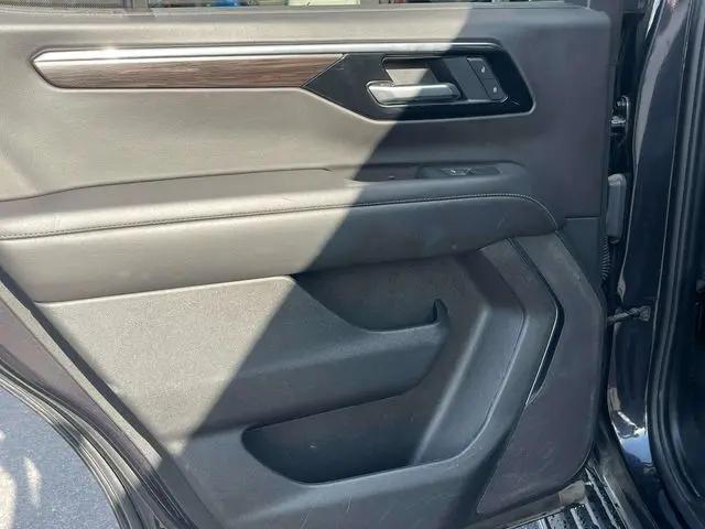2025 Chevrolet Tahoe 4WD LT