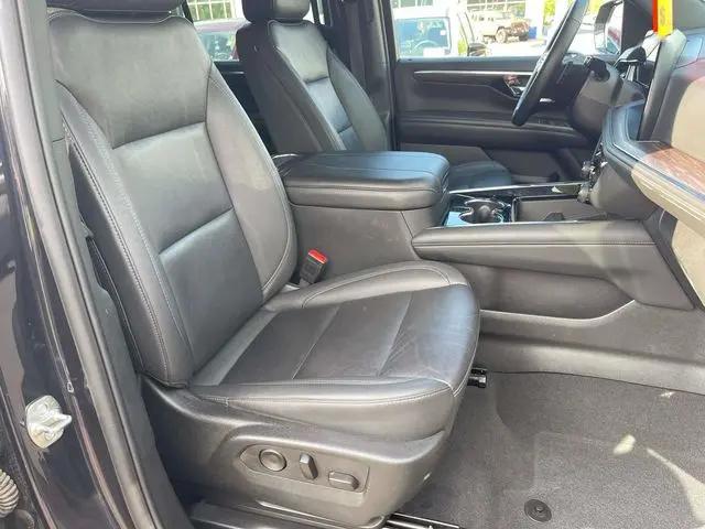 2025 Chevrolet Tahoe 4WD LT