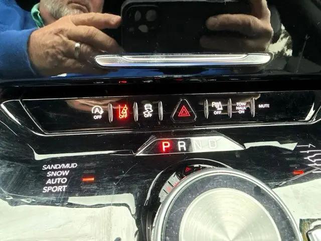 2024 Jeep Wagoneer Series III 4x4
