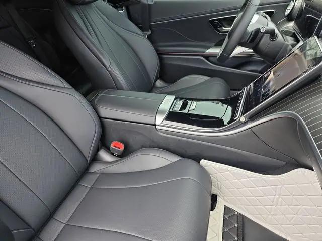 2026 Mercedes-Benz E-CLASS E 300 CLE 300