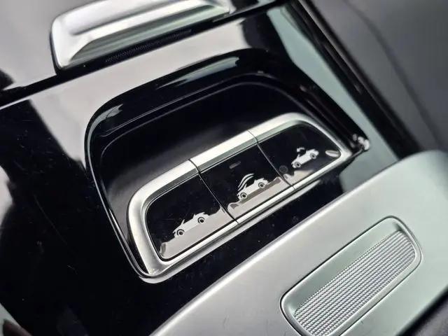2026 Mercedes-Benz E-CLASS E 300 CLE 300