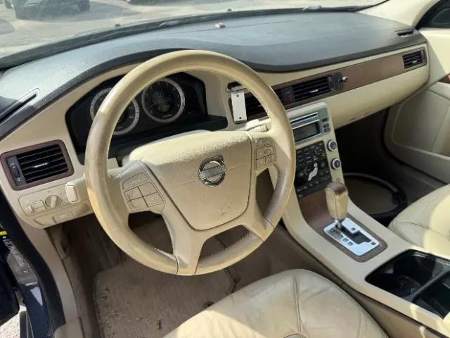 2010 Volvo XC70 3.2