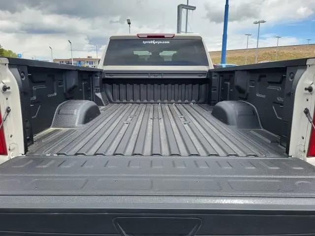 2026 Chevrolet Silverado 2500HD Crew Cab, Long Bed, Custom, 4WD