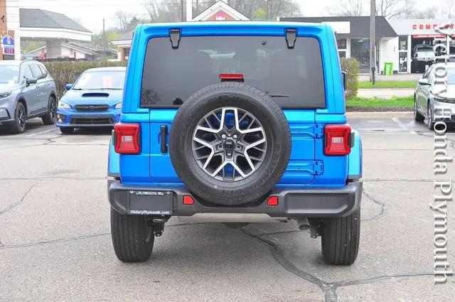 2024 Jeep Wrangler 4-Door Sahara 4x4