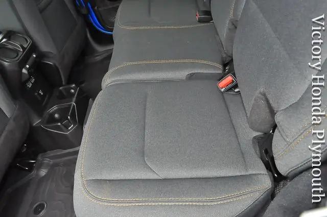 2024 Jeep Wrangler 4-Door Sahara 4x4