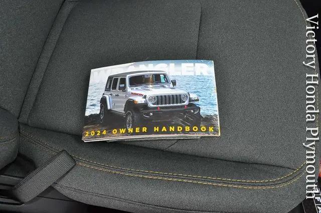 2024 Jeep Wrangler 4-Door Sahara 4x4