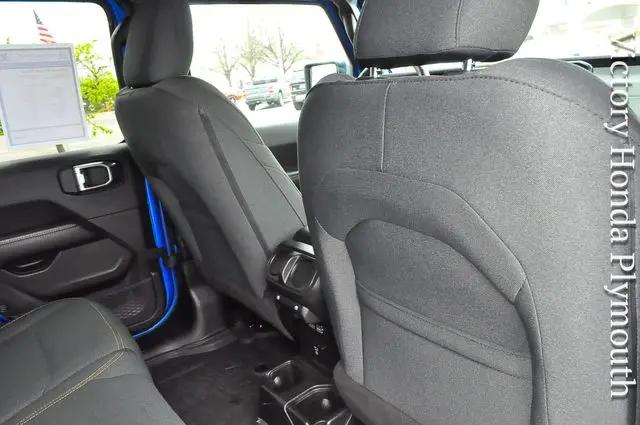 2024 Jeep Wrangler 4-Door Sahara 4x4