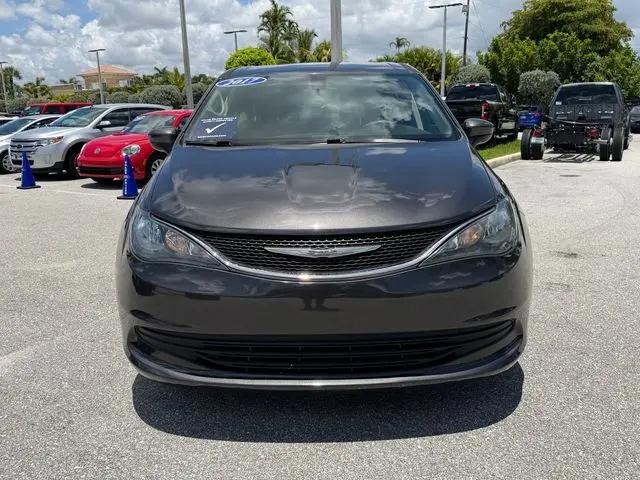 2017 Chrysler Pacifica Touring