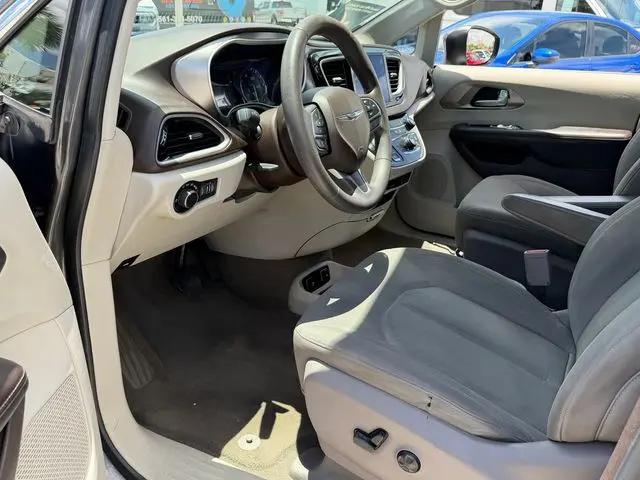 2017 Chrysler Pacifica Touring
