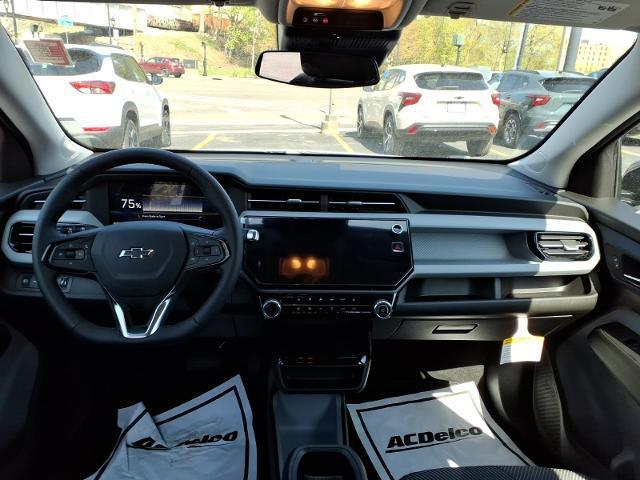 2027 Chevrolet Bolt LT FWD