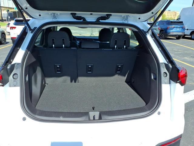 2027 Chevrolet Bolt LT FWD