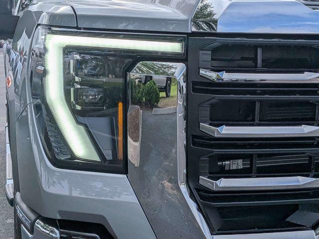 2026 GMC Sierra 2500HD Crew Cab, Standard Bed, SLT, 4WD