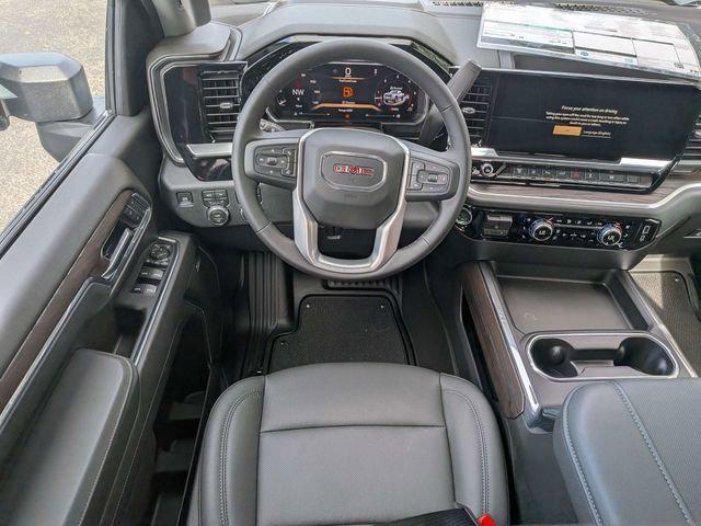 2026 GMC Sierra 2500HD Crew Cab, Standard Bed, SLT, 4WD
