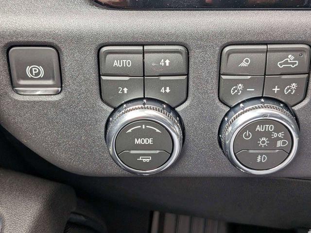 2026 GMC Sierra 2500HD Crew Cab, Standard Bed, SLT, 4WD