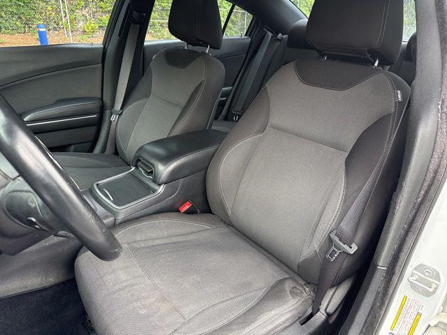 2015 Dodge Charger SE