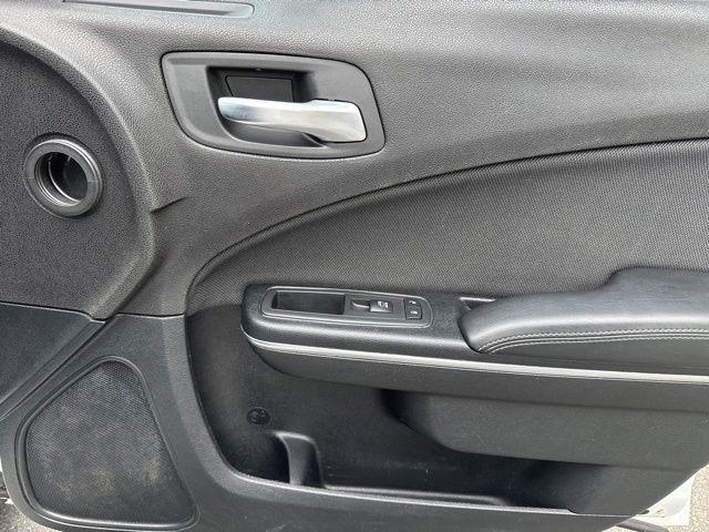 2015 Dodge Charger SE