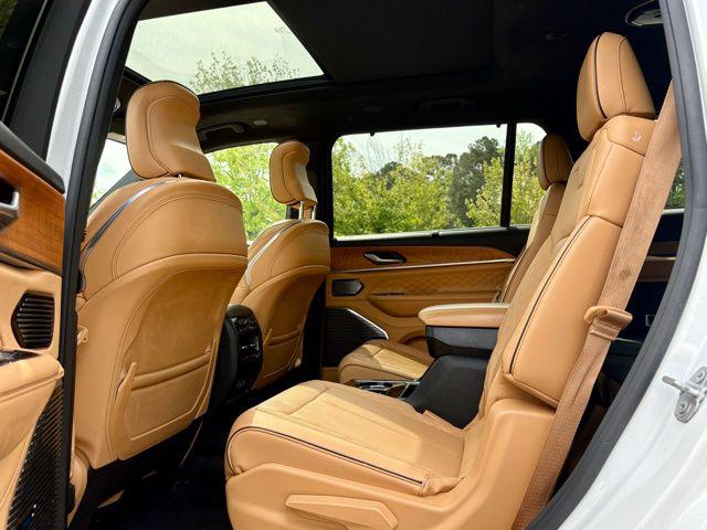 2022 Jeep Grand Cherokee L Summit Reserve 4x4