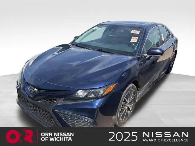 2021 Toyota Camry SE for sale in Wichita, KS