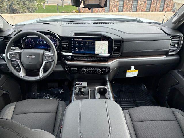 2026 Chevrolet Silverado 1500 4WD Crew Cab Short Bed RST