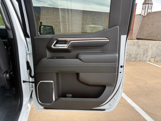 2026 Chevrolet Silverado 1500 4WD Crew Cab Short Bed RST