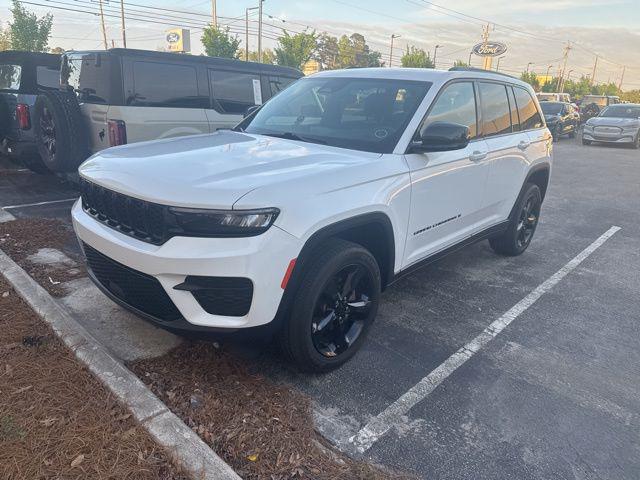 2022 Jeep Grand Cherokee Altitude 4x4