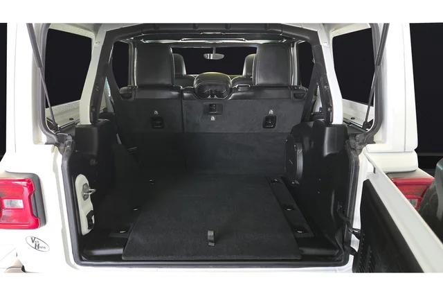 2020 Jeep Wrangler Sahara 4x4