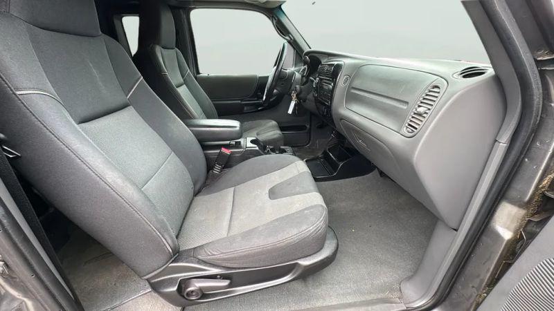 2005 Mazda 4000 B4000