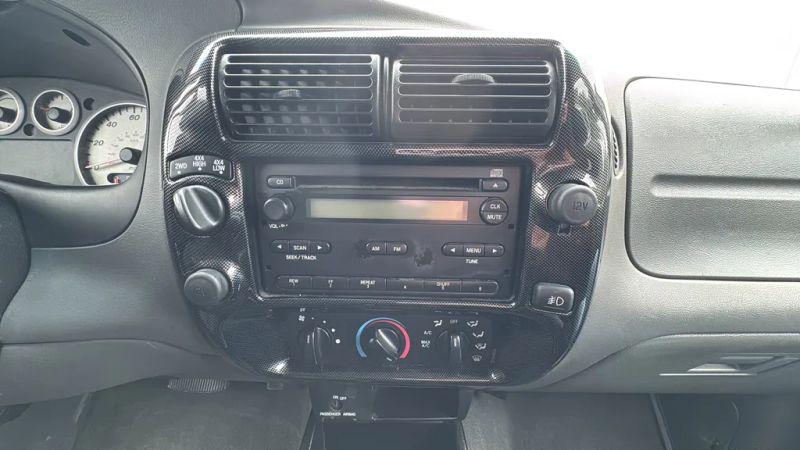 2005 Mazda 4000 B4000