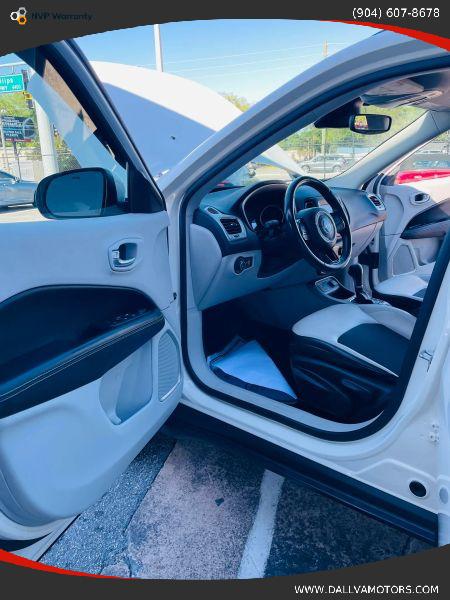 2020 Jeep Compass Latitude FWD