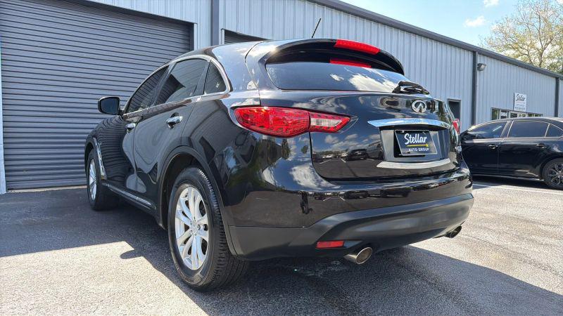 2017 INFINITI QX70 3.7