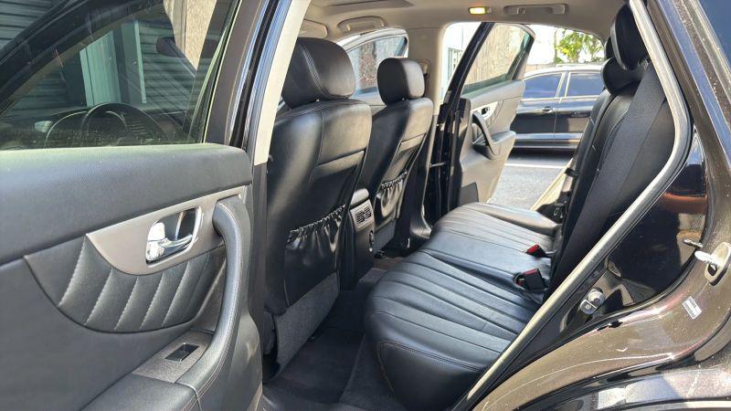 2017 INFINITI QX70 3.7