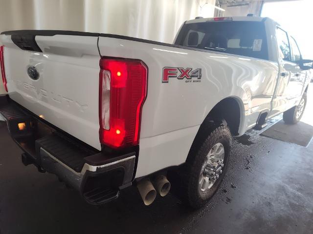 2023 Ford F-350 XLT