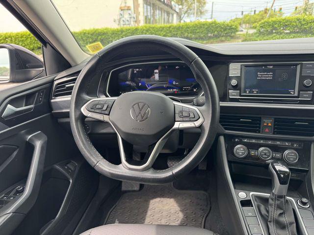 2023 Volkswagen Jetta 1.5T SE