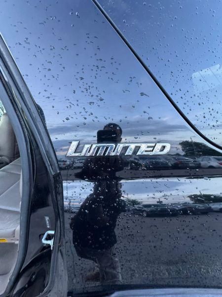 2007 Toyota Sequoia Limited V8